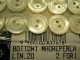 49/18 Bottone madreperla/2F  I